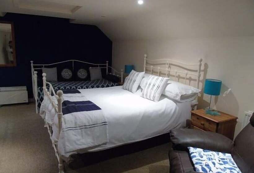 فندق صغير The Thistle Inn