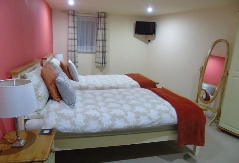 فندق صغير The Thistle Inn