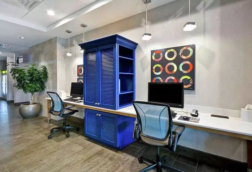 ホテル Home2 Suites By Hilton Plano Legacy West