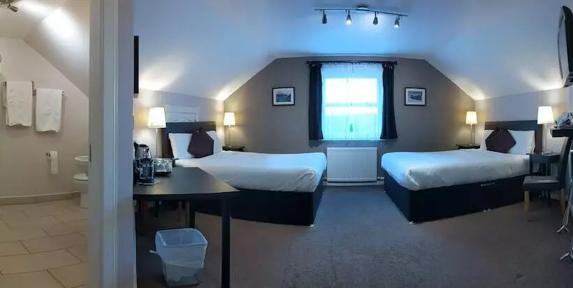 Majatalo Maclean Guest House