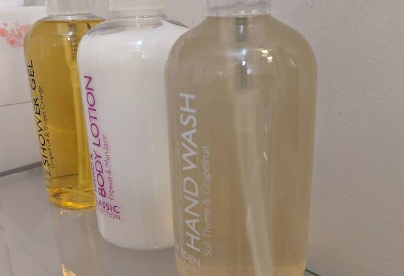 펜션 Maclean Guest House