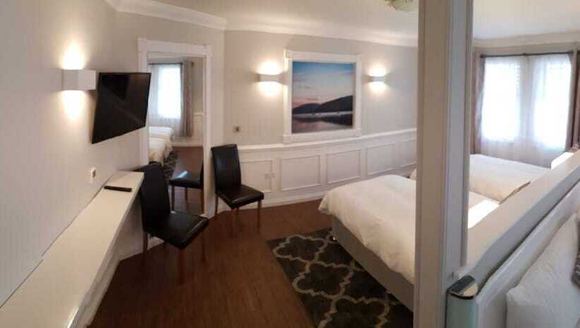 펜션 Maclean Guest House