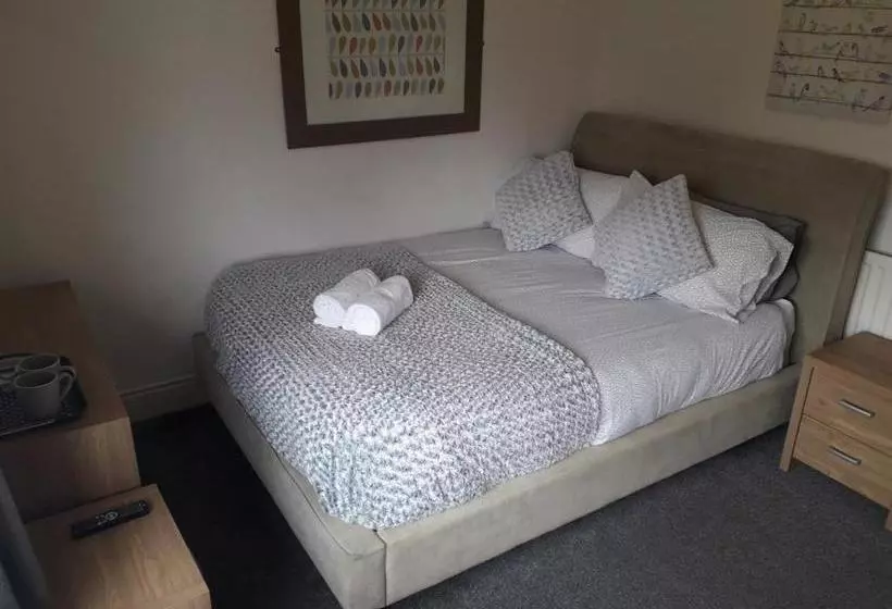 پانسیون Room@87