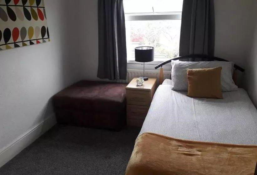 پانسیون Room@87