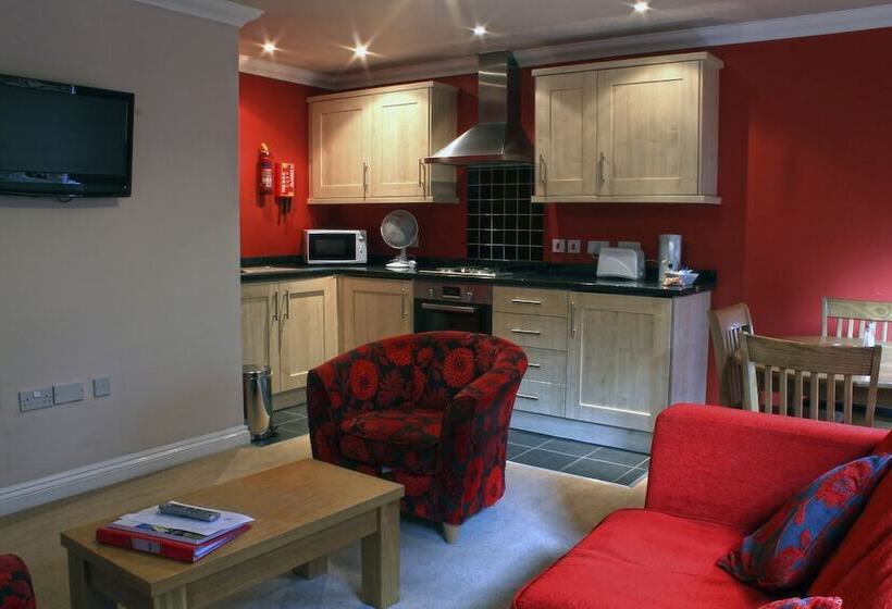 Victoria Cloisters Apartments