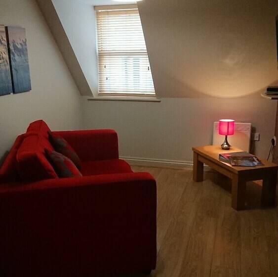 Victoria Cloisters Apartments