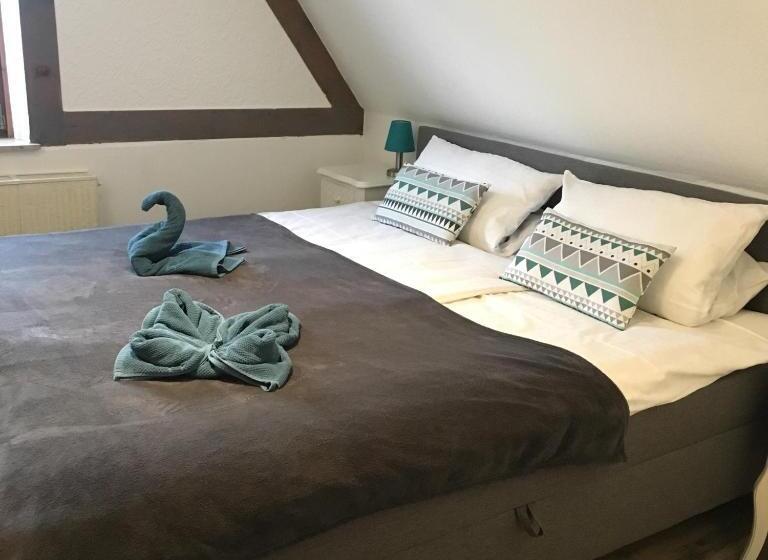 ユースホステル Pension „das Lädle“