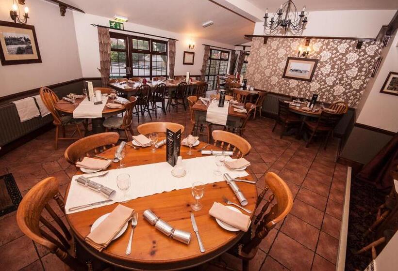 فندق صغير The Chequers Inn