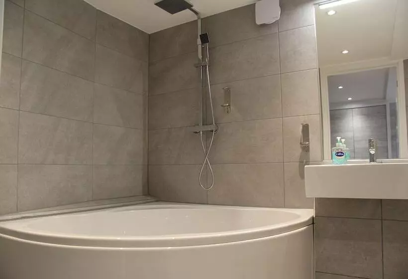 Retkeilymaja The Watersedge, Canal Cottages