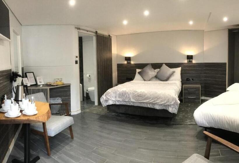 호스텔 The Watersedge, Canal Cottages