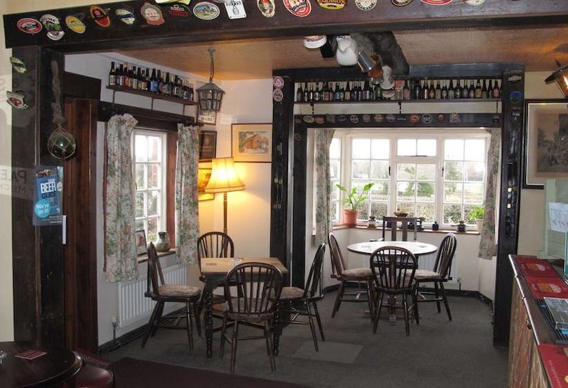 هاستل The White Hart Inn