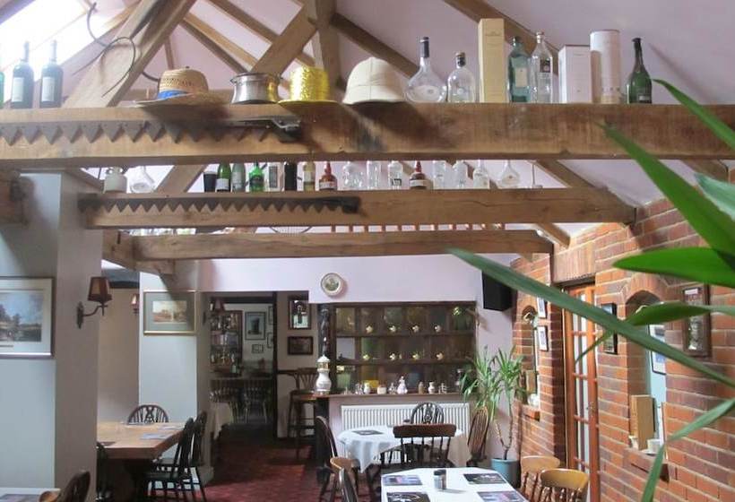 هاستل The White Hart Inn