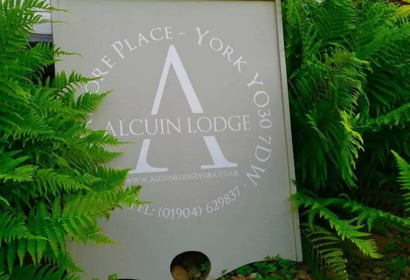 Majatalo Alcuin Lodge