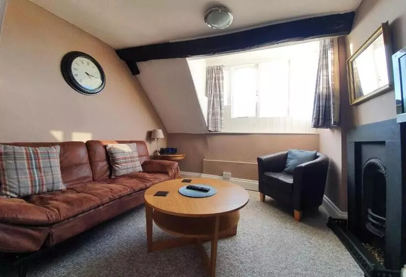 Majatalo Radcliffe Guest House