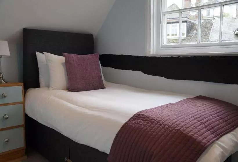 Majatalo Radcliffe Guest House