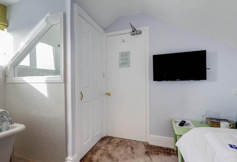 פנסיון Sunrise Guest House