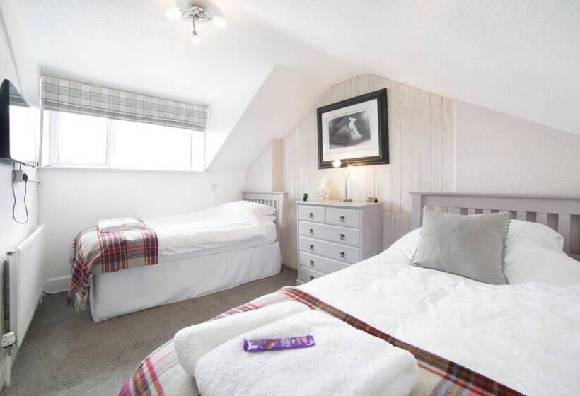 פנסיון Sunrise Guest House