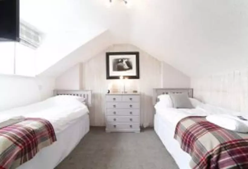 ペンション Sunrise Guest House