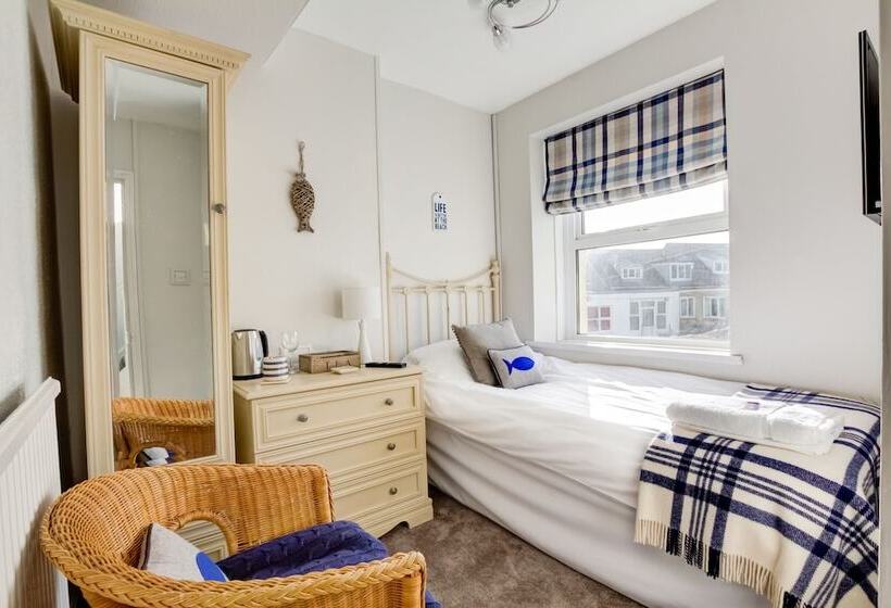 פנסיון Sunrise Guest House