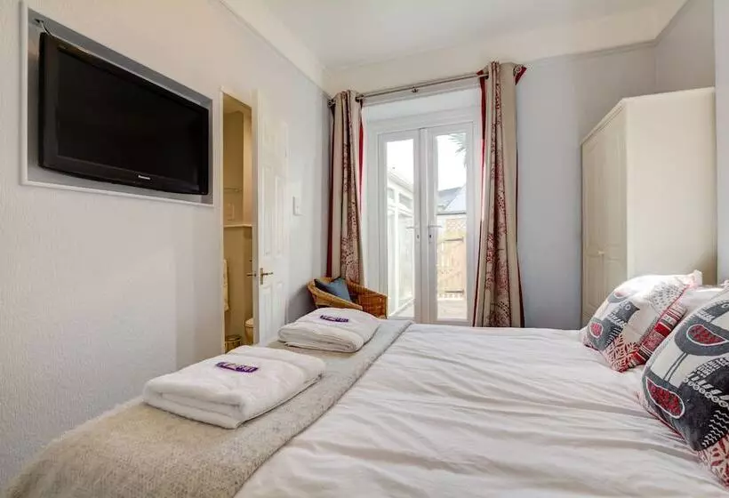 ペンション Sunrise Guest House