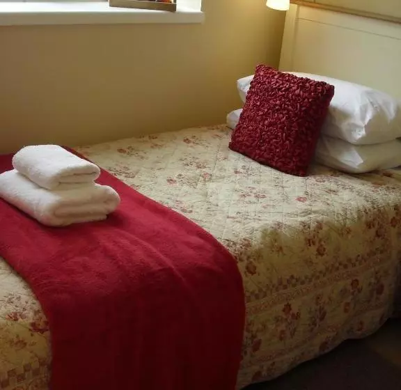 Majatalo The Engine Shed