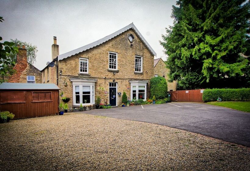 پانسیون West End Guest House