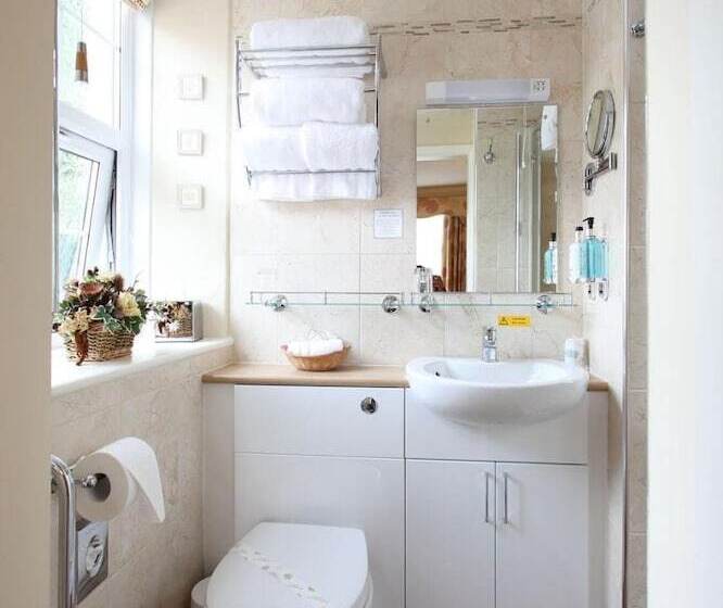 پانسیون West End Guest House