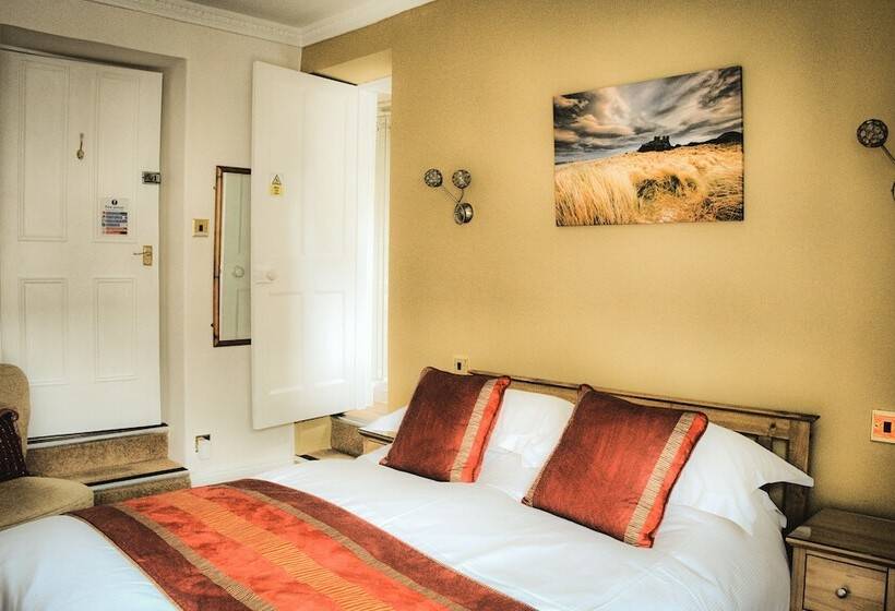 پانسیون West End Guest House