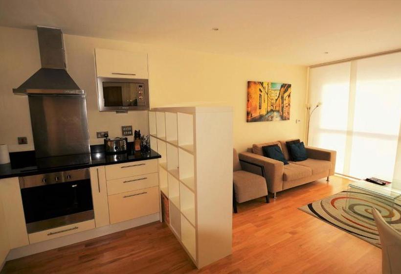 Zen Apartments  Excel & O2 Arena