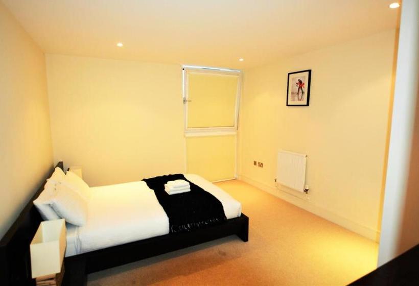 Zen Apartments  Excel & O2 Arena