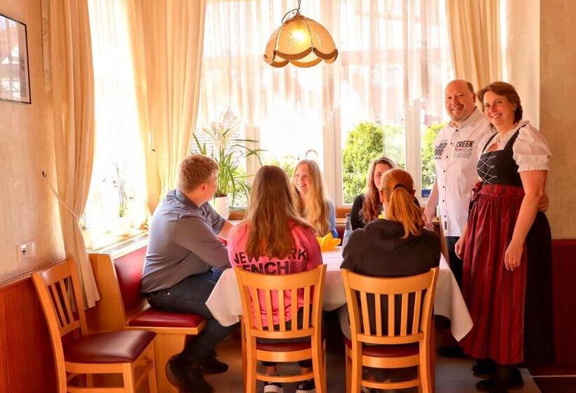 הוסטל Bayerischer Hof