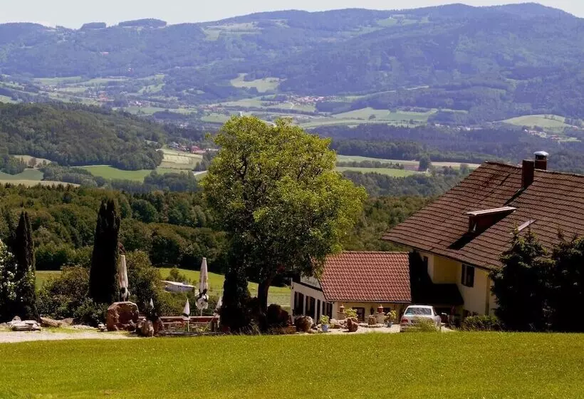 ユースホステル Landhaus Lehnerhof