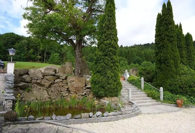 ユースホステル Landhaus Lehnerhof