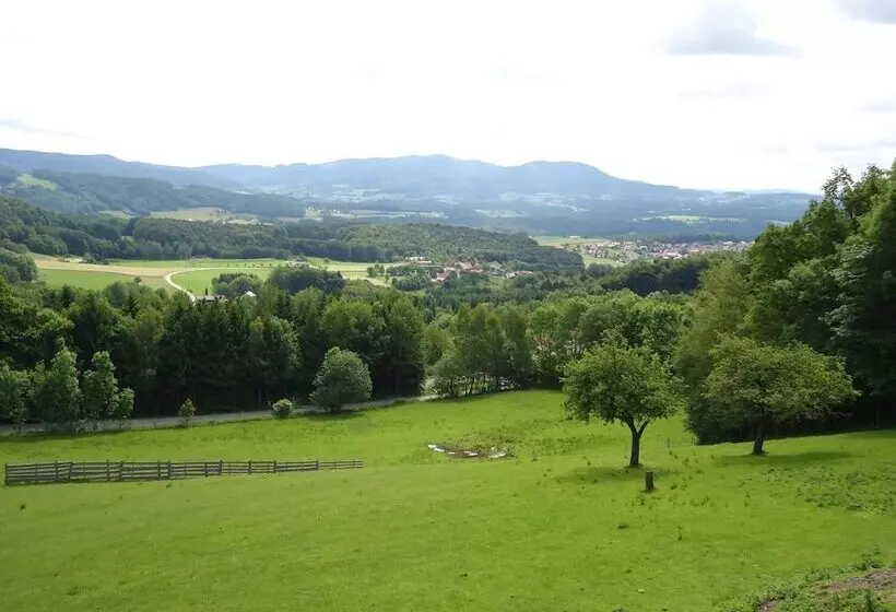 ユースホステル Landhaus Lehnerhof