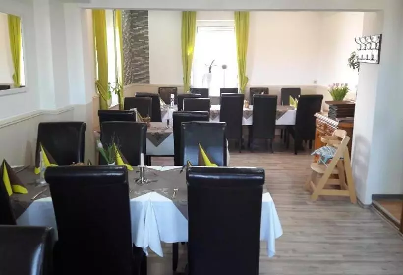 Retkeilymaja Steakhaus Galgenbach