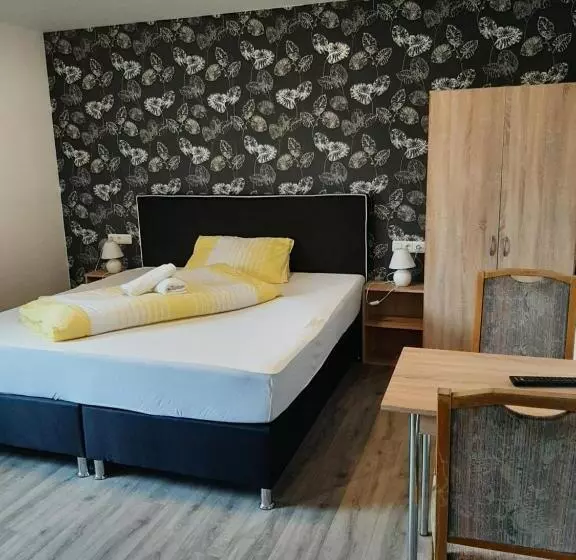 Retkeilymaja Steakhaus Galgenbach