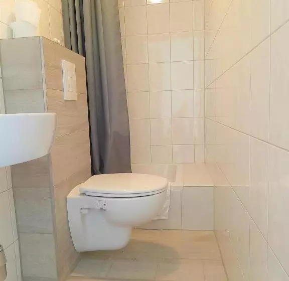 Retkeilymaja Steakhaus Galgenbach