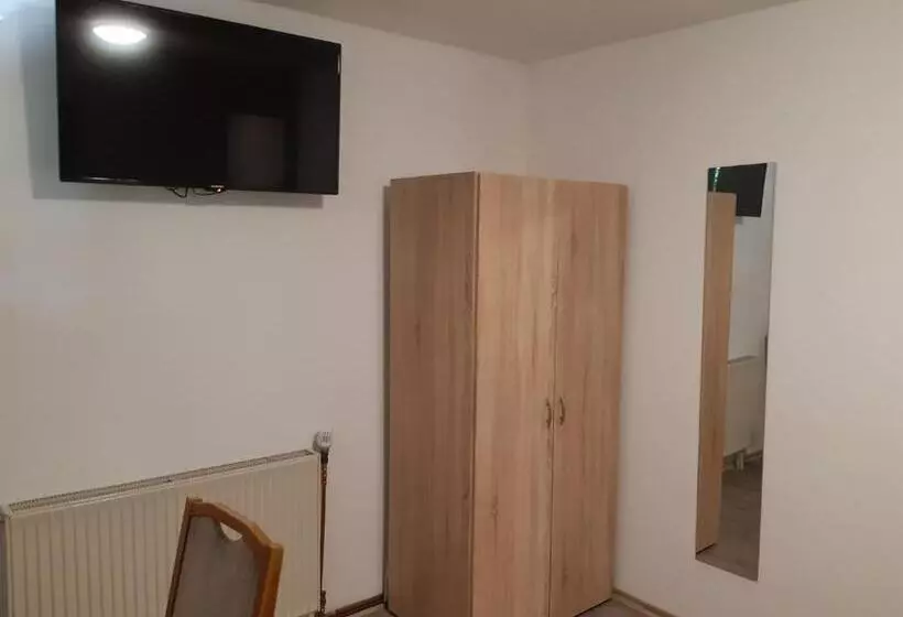 Retkeilymaja Steakhaus Galgenbach