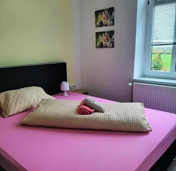 Retkeilymaja Steakhaus Galgenbach