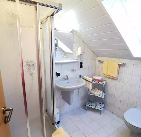 ユースホステル Gästehaus Köglmaier