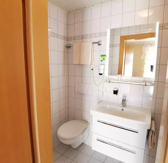 ユースホステル Gästehaus Köglmaier