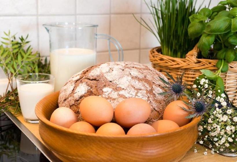 בית מלון כפרי Almerhof   Waldferienhof Almer