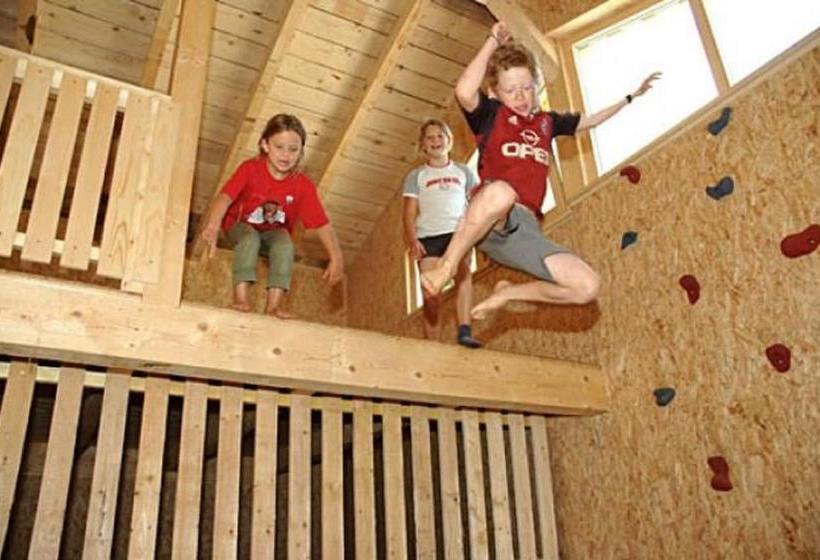 בית מלון כפרי Almerhof   Waldferienhof Almer