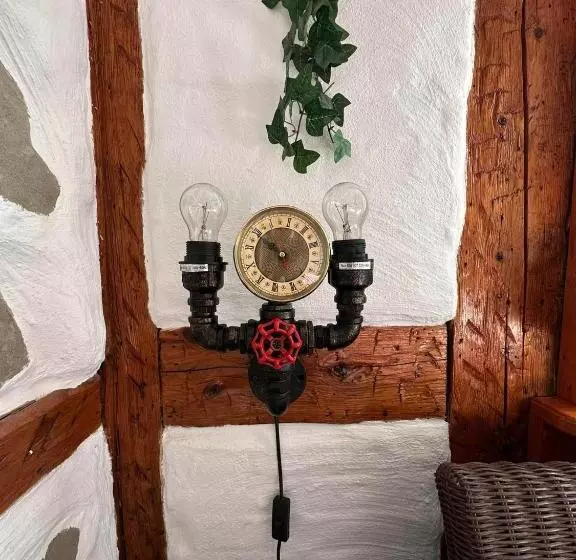 Majatalo Gästehaus Zum Felsen