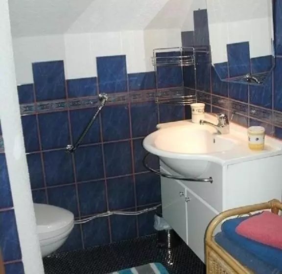 Majatalo Gästehaus Zum Felsen