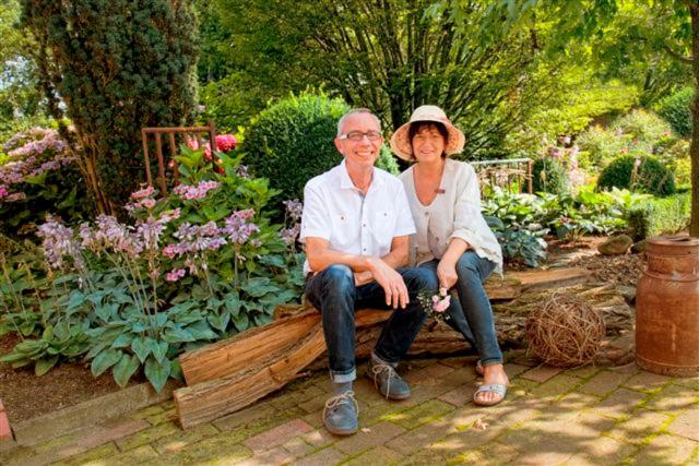 بنسيون White Cottage Garden