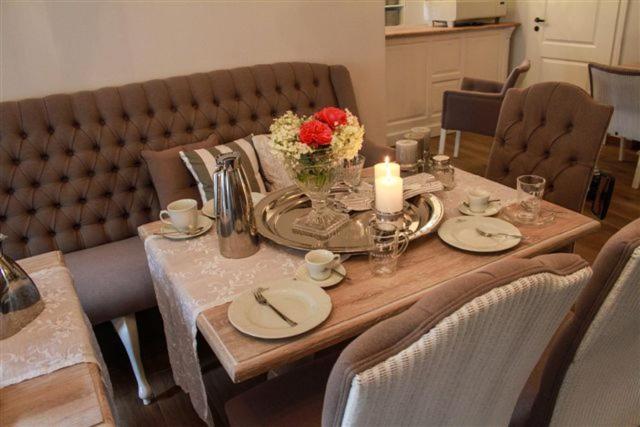 بنسيون White Cottage Garden