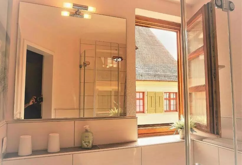 Pension Ins Fischernetz  Mäntele