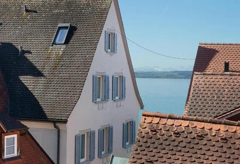 Pension Ins Fischernetz  Mäntele