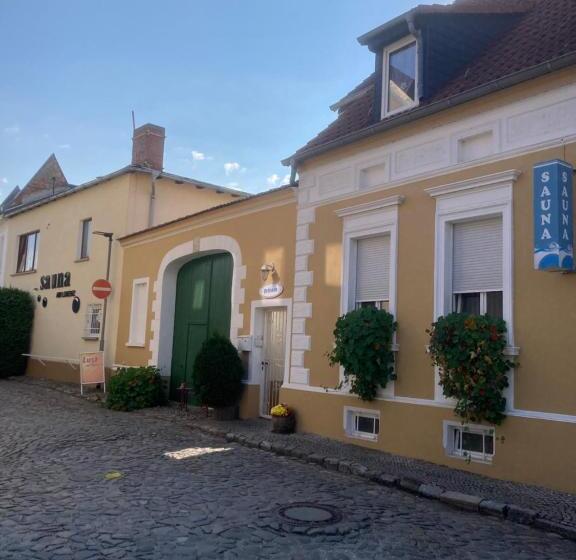 Pension & Sauna Am Lorenz